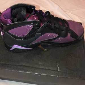 Purple and black Jordan's Sz 4
